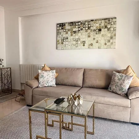 Charming In Village Apartamento