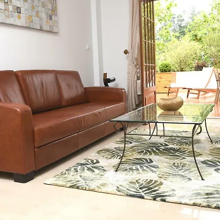 Appartement Charming In Village Sintra